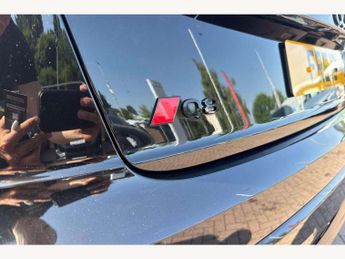 Audi Q8 55 TFSI Quattro Launch Edition 5dr Tiptronic
