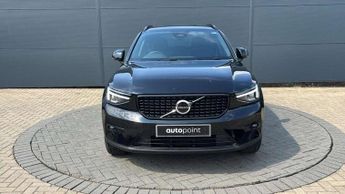 Volvo XC40 2.0 B4P Plus Dark 5dr Auto