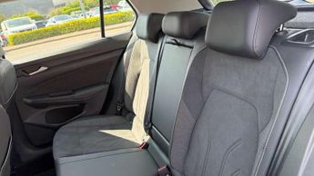 Volkswagen Golf 1.5 eTSI 150 Style 5dr DSG