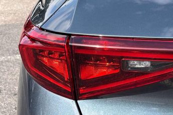 Cupra Formentor 1.4 eHybrid 204 V2 5dr DSG