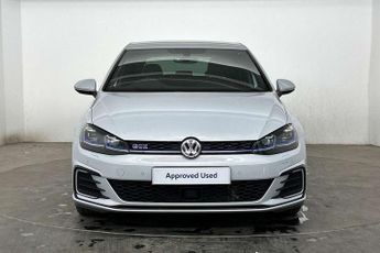 Volkswagen Golf 1.4 TSI GTE Advance 5dr DSG