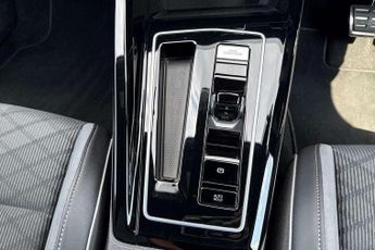 Volkswagen Golf 1.5 eTSI 150 R-Line 5dr DSG