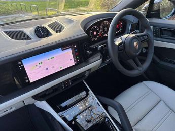 Porsche Cayenne Black Edition 5dr Tiptronic S