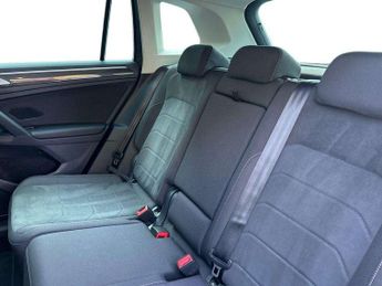 Volkswagen Tiguan 1.4 TSI eHybrid Elegance 5dr DSG