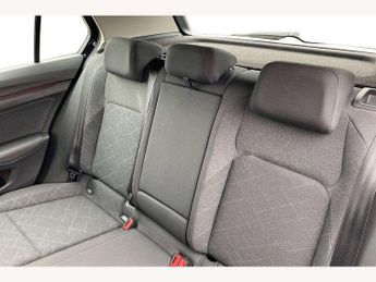 Volkswagen Golf 2.0 TDI Life 5dr DSG