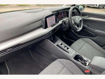 Volkswagen Golf 2.0 TDI Life 5dr DSG