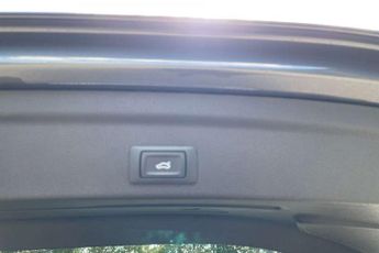 Audi Q3 40 TDI 200 Quattro S Line 5dr S Tronic