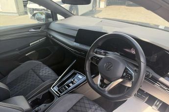 Volkswagen Golf 1.5 eTSI 150 Black Edition 5dr DSG