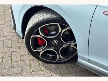 Volkswagen Golf 2.0 TSI 265 GTI 5dr DSG