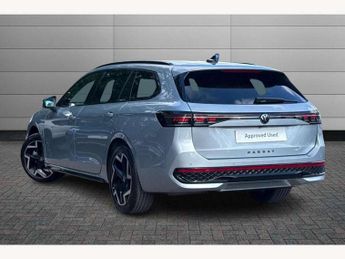 Volkswagen Passat 1.5 eTSI R-Line 5dr DSG