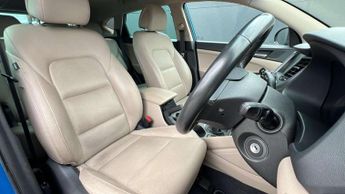 Hyundai Tucson 2.0 CRDi Blue Drive Premium 5dr 2WD