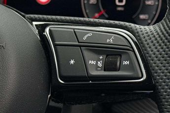 Audi Q2 35 TFSI Black Edition 5dr S Tronic