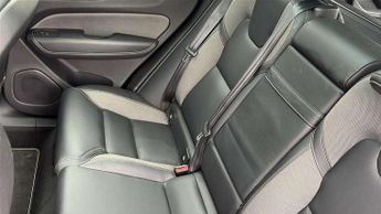 Volvo XC60 2.0 B5P [250] R DESIGN Pro 5dr Geartronic