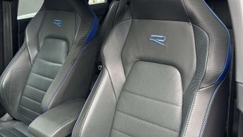 Volkswagen Golf 2.0 TSI 320 R 4Motion 5dr DSG