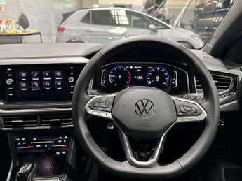 Volkswagen Polo 1.0 TSI 115 R-Line 5dr DSG