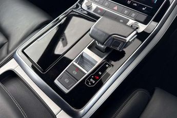 Audi Q7 50 TDI Quattro S Line 5dr Tiptronic