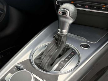 Audi TT 45 TFSI Quattro Black Edition 2dr S Tronic