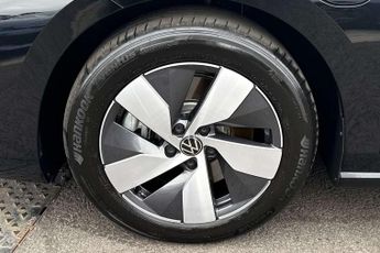 Volkswagen Passat 1.5 TSI eHybrid Life 5dr DSG