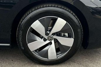 Volkswagen Passat 1.5 TSI eHybrid Life 5dr DSG