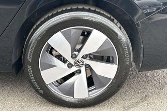 Volkswagen Passat 1.5 TSI eHybrid Life 5dr DSG