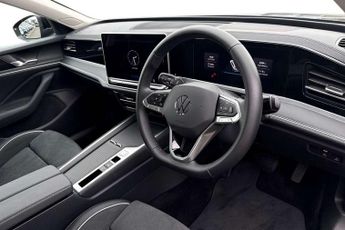 Volkswagen Passat 1.5 TSI eHybrid Life 5dr DSG
