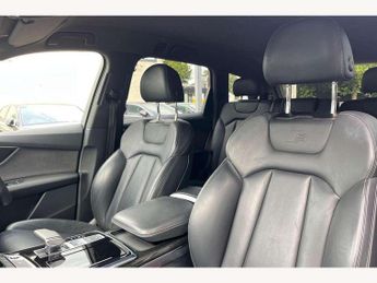 Audi Q7 55 TFSI Quattro Black Edition 5dr Tiptronic