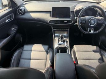 MG HS 1.5 T-GDI SE 5dr DCT