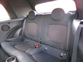 Volvo XC40 1.5 T3 [163] R DESIGN 5dr Geartronic