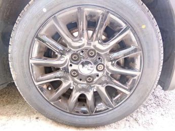 Volvo XC40 1.5 T3 [163] R DESIGN 5dr Geartronic