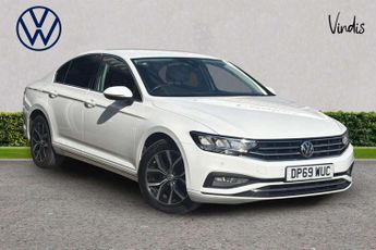 Volkswagen Passat 1.5 TSI EVO SEL 4dr