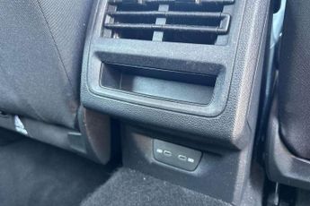 Volkswagen Golf 1.5 eTSI 150 Life 5dr DSG