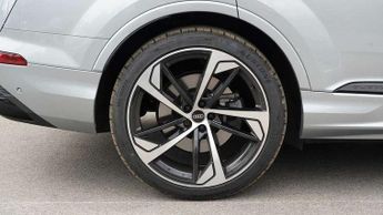 Audi Q7 50 TDI Quattro Black Edition 5dr Tiptronic
