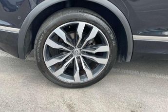 Volkswagen Tiguan 2.0 TDi 150 4Motion R-Line Tech 5dr DSG