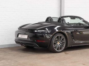 Porsche Boxster 2.0 2dr PDK