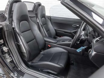 Porsche Boxster 2.0 2dr PDK