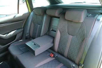 Skoda Octavia 1.4 TSI iV vRS 5dr DSG