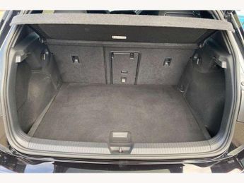 Volkswagen Golf 1.5 eTSI 150 R-Line 5dr DSG