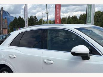 Audi Q3 35 TFSI S Line 5dr S Tronic