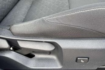 Toyota Corolla 1.8 VVT-i Hybrid Design 5dr CVT