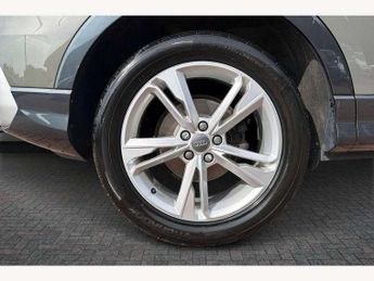 Audi Q3 35 TFSI S Line 5dr S Tronic