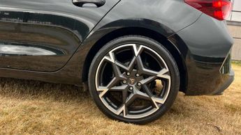 Cupra Leon 1.5 eTSI 150 V2 5dr DSG