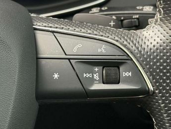 Audi Q5 40 TDI Quattro S Line 5dr S Tronic
