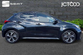 Toyota Yaris 1.5 Hybrid Design 5dr CVT