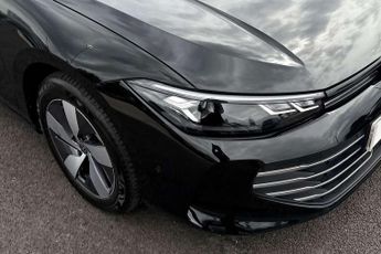Volkswagen Passat 1.5 TSI eHybrid Life 5dr DSG