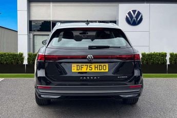 Volkswagen Passat 1.5 TSI eHybrid Life 5dr DSG