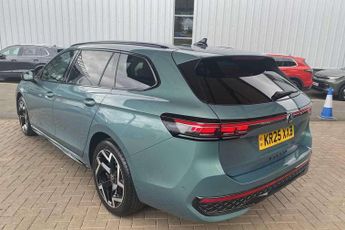 Volkswagen Passat 1.5 TSI eHybrid 272 R-Line 5dr DSG