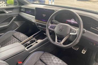 Volkswagen Passat 1.5 TSI eHybrid 272 R-Line 5dr DSG