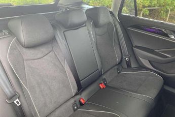 Volkswagen Passat 1.5 TSI eHybrid Elegance 5dr DSG