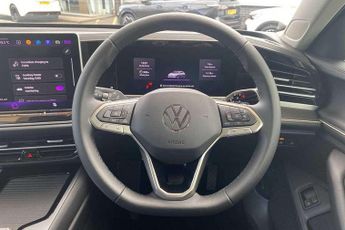 Volkswagen Passat 1.5 TSI eHybrid Elegance 5dr DSG
