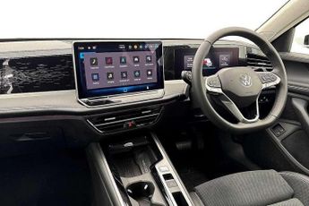 Volkswagen Passat 1.5 TSI eHybrid Elegance 5dr DSG
